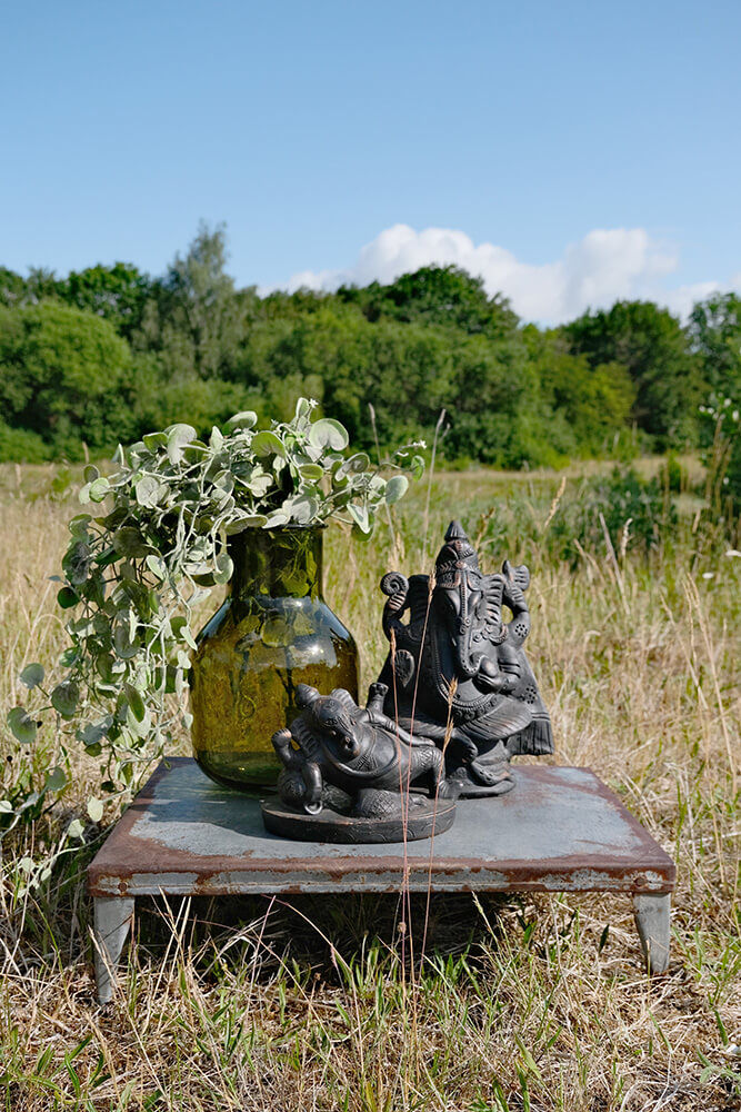 Trademark Living Liggende Ganesha figur