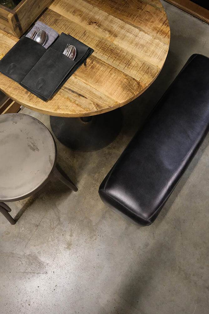 Trademark Living Clint rund bordplade i mangotræ - Ø70