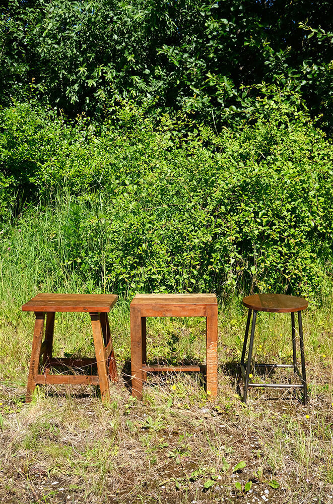 Trademark Living Leo skammel med sæde i genbrugstræ