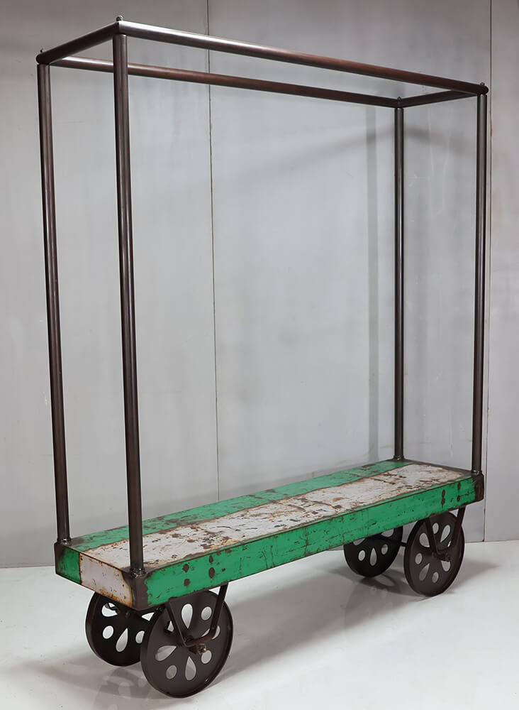 Trademark Living Industrielt sjovt tøjstativ