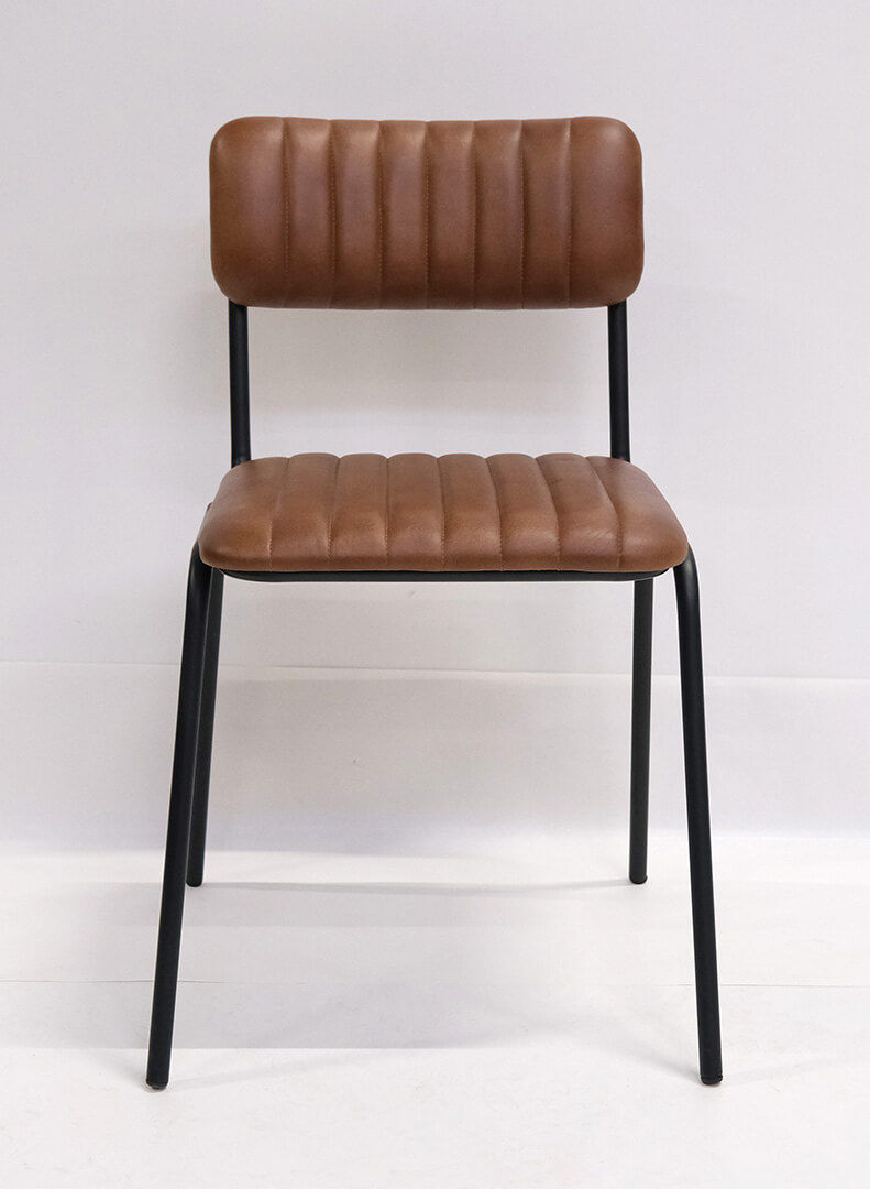 Trademark Living Diner spisebordsstol med quiltet læder - brun/sort