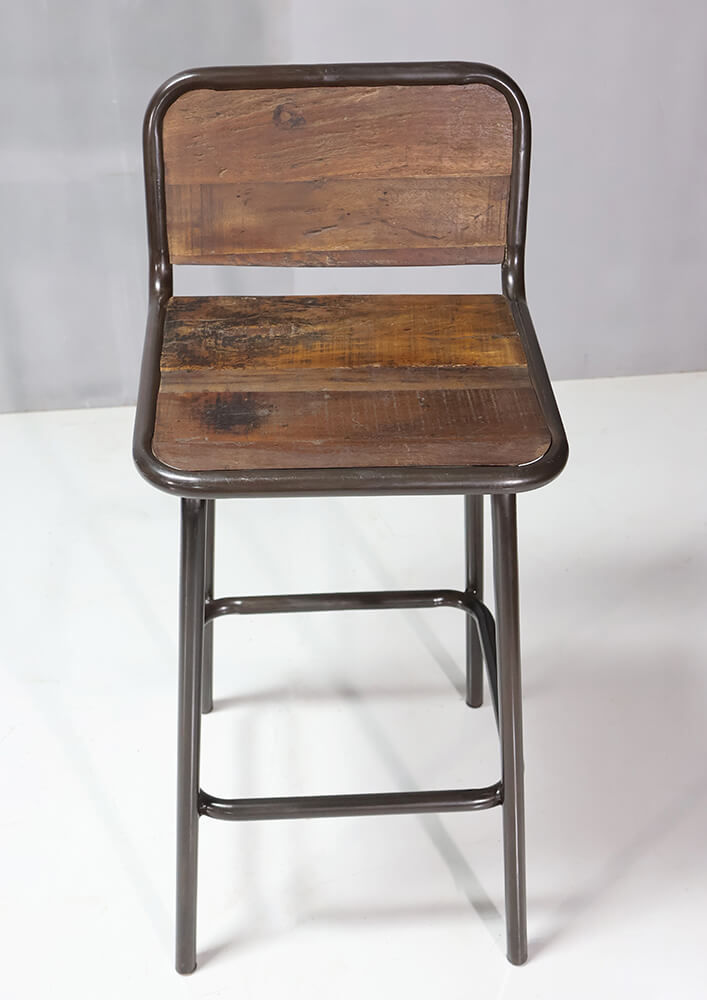 Trademark Living Helmer barstol med genbrugstræ