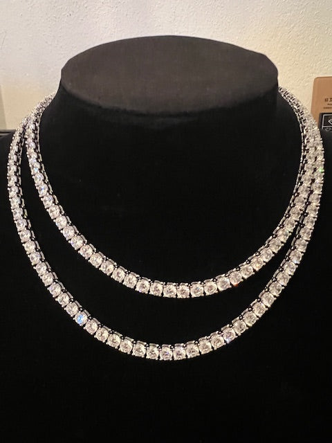 HALSKÆDE, PLATINBELAGT SØLV ISAT LAB. MOISSANITE