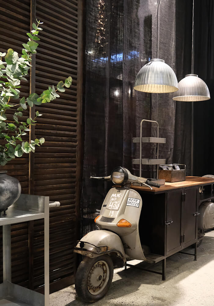 Trademark Living Nali Scooterdisk med god opbevaring