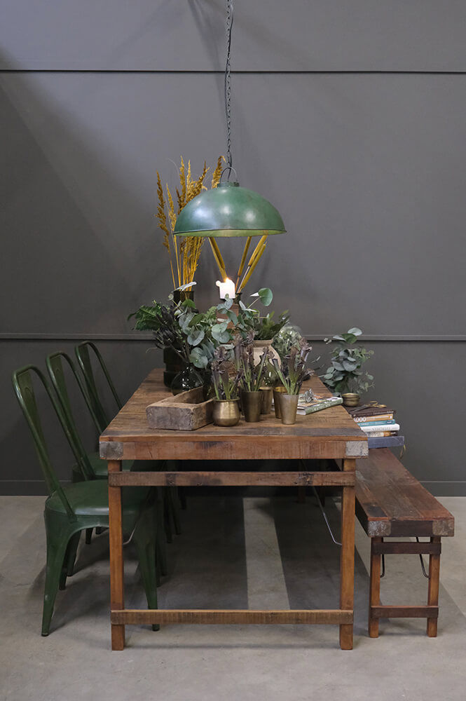 Trademark Living Messingkrus med fin patina