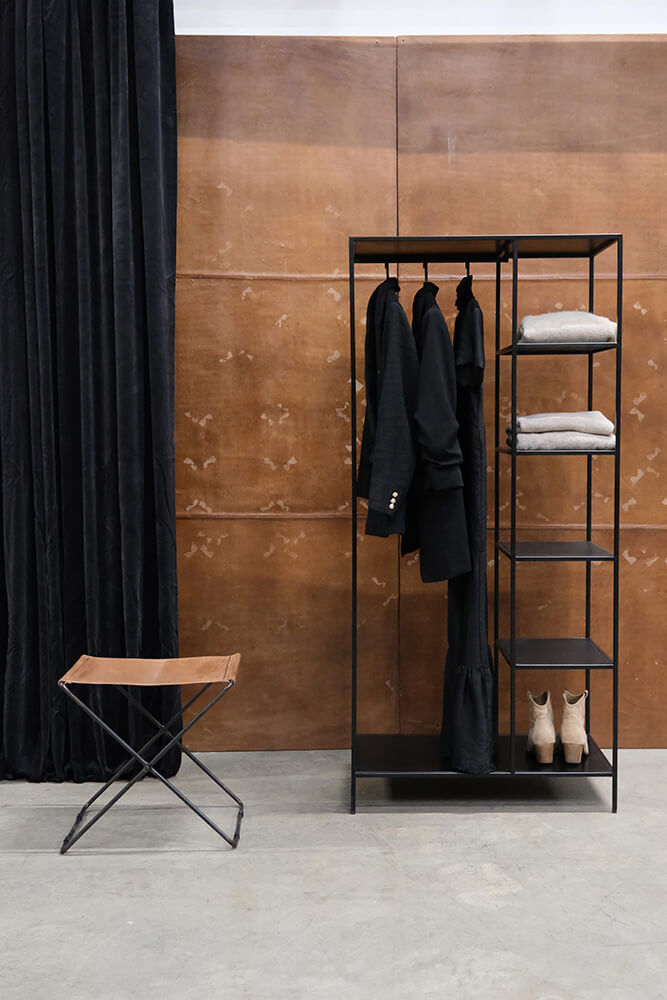 Trademark Living Jeksen foldeskammel