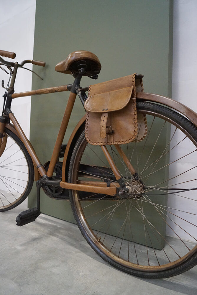 Trademark Living Indurain læderbetrukken cykel
