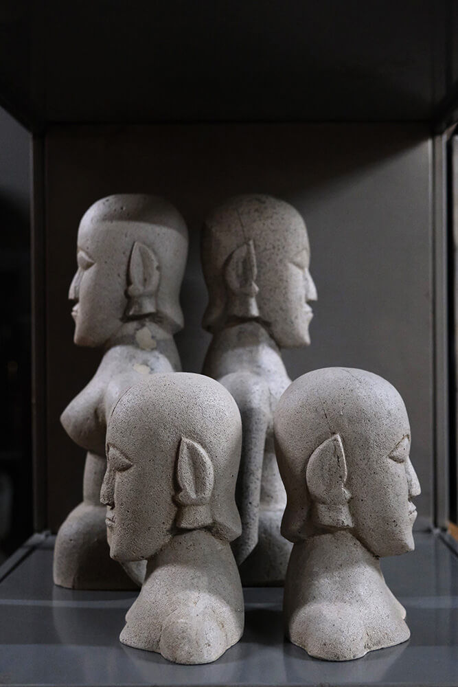 Trademark Living Kvindefigur