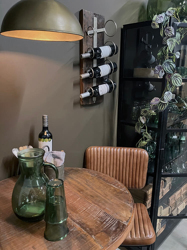 Trademark Living Harlan rustik vinreol