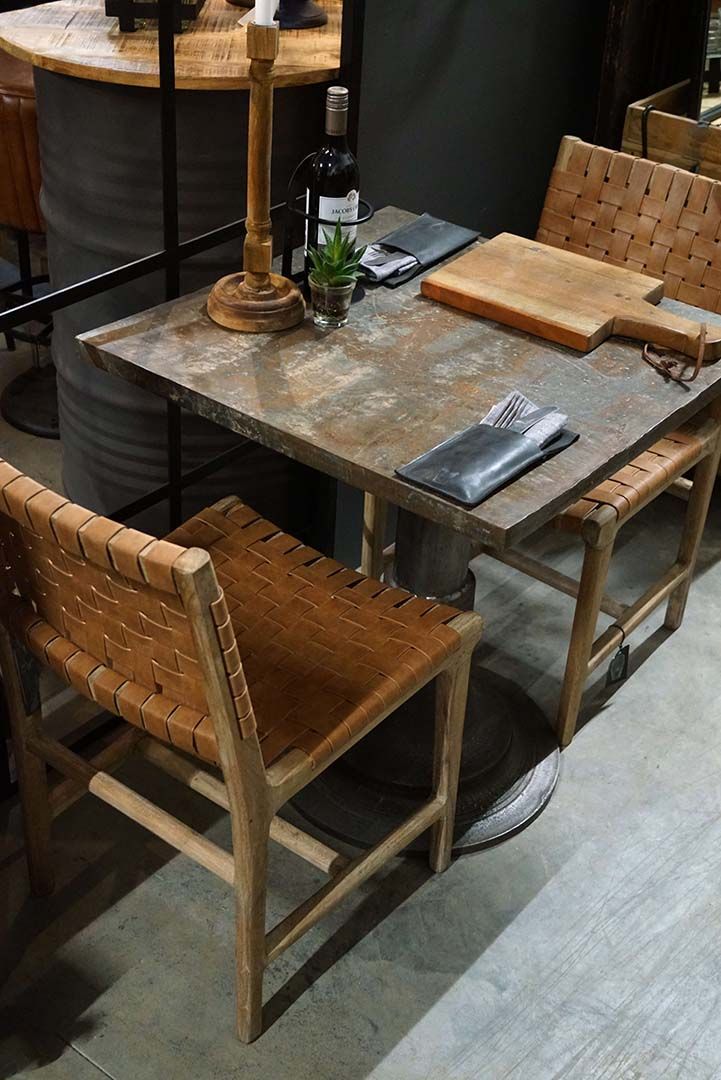 Trademark Living James spisebordsstol med læder flet