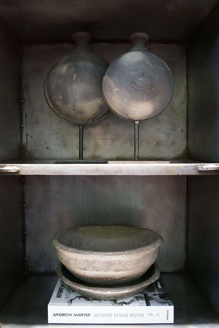 Trademark Living Sharam Papmaché fad - L