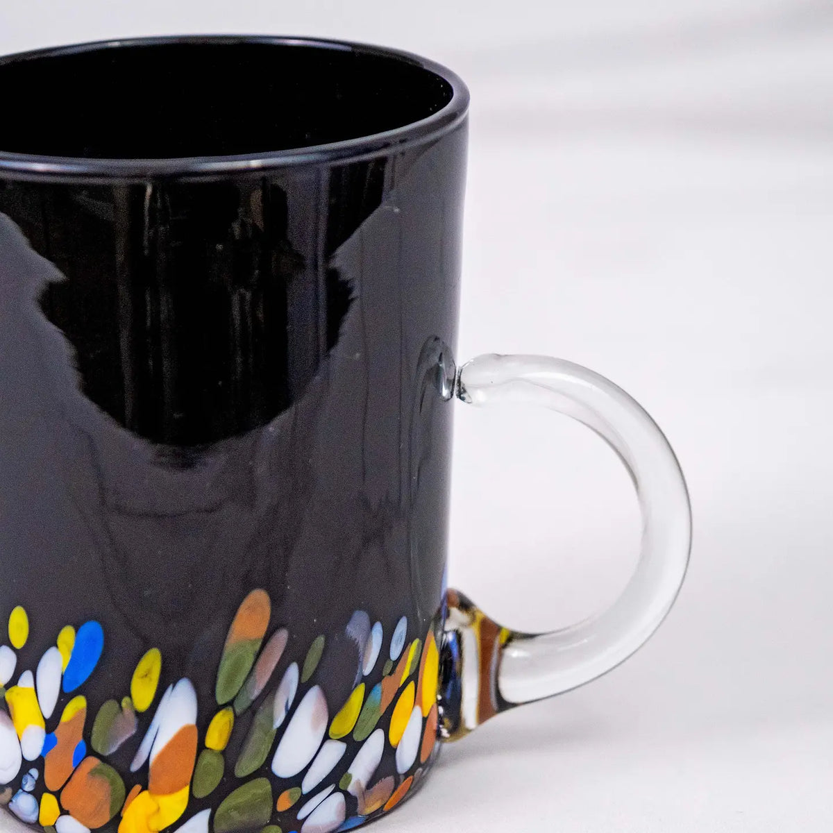 Kop Serie Roma sort i Murano-glas