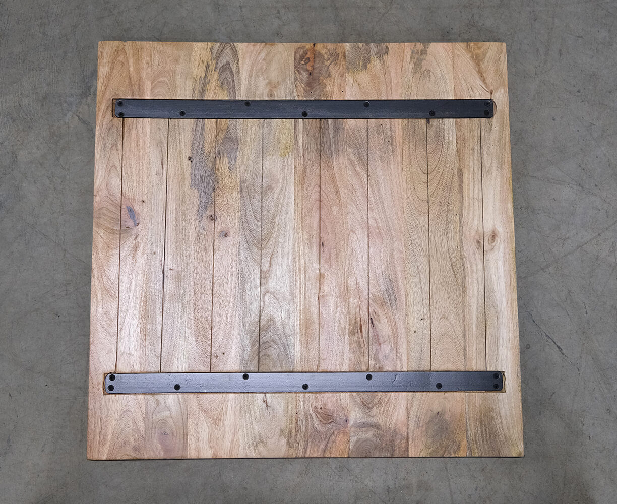 Trademark Living Clint kvadratisk bordplade i mangotræ - M