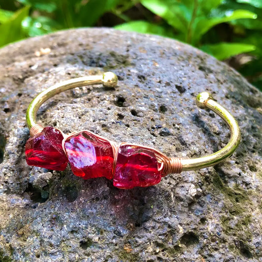 Granat Raw Gemstone