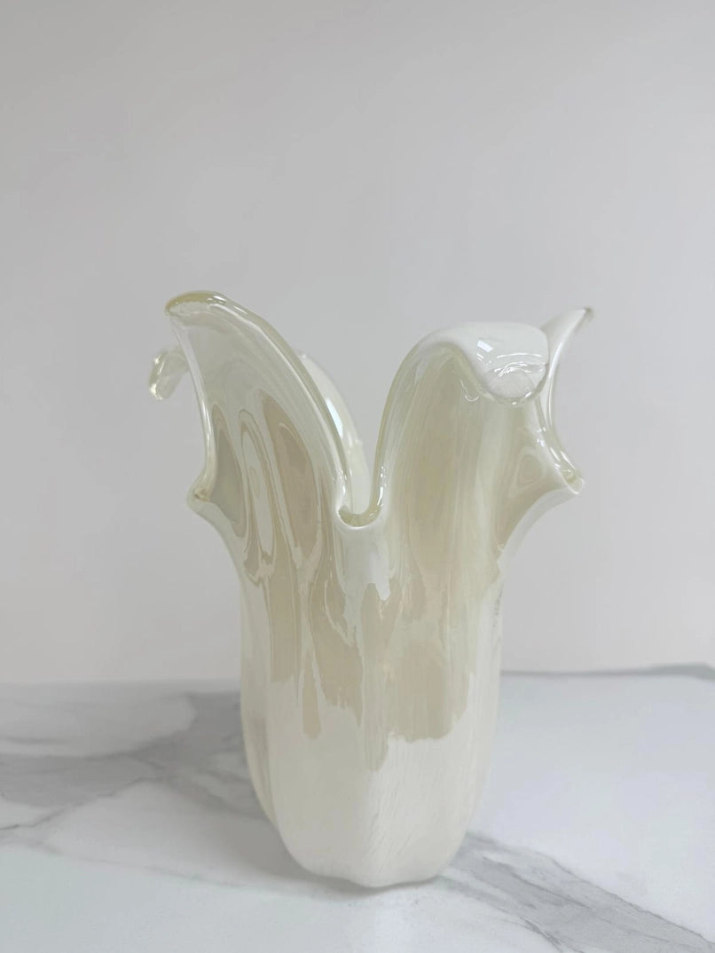 Vaso Giusy, elfenbensfarvet i muranoglas - H 25 cm.