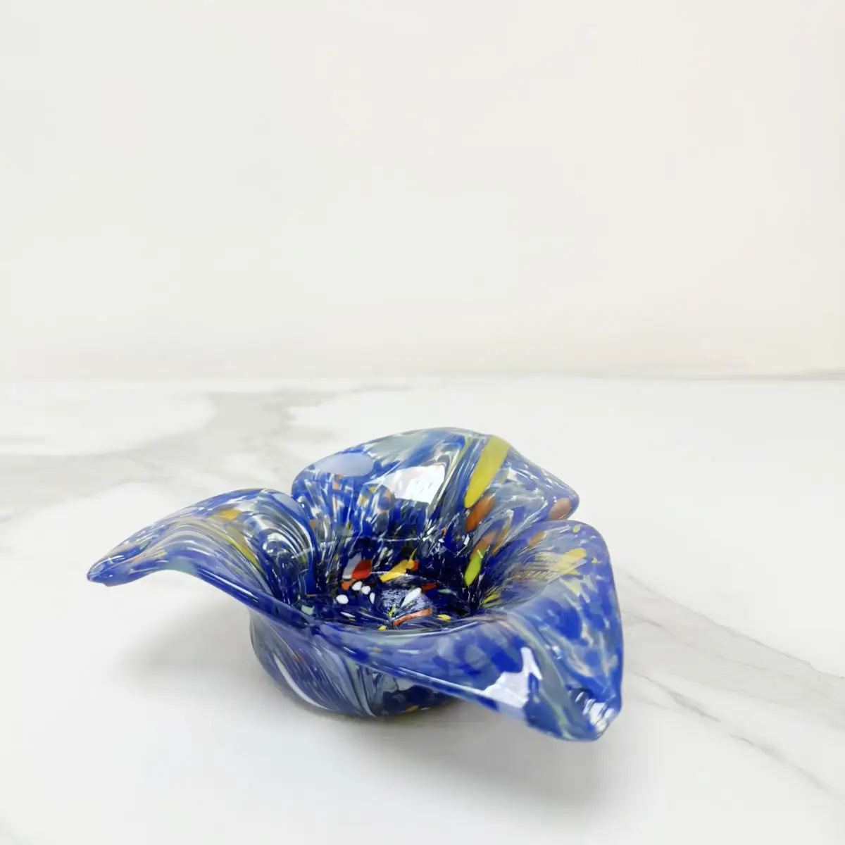 Stor blå askebæger i Murano-glas