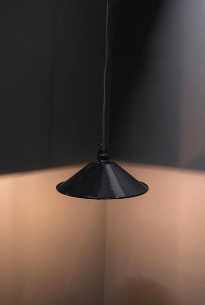 Trademark Living Enamel loftslampe - sort