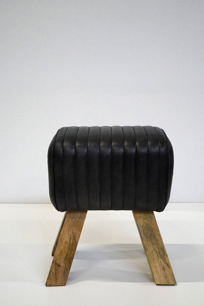 Trademark Living Jumper lille buk i læder - sort