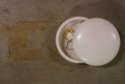 Trademark Living Rakuro marmor æske - hvid