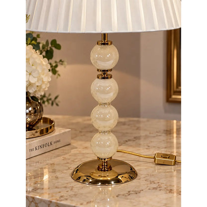 Stor Elizabeth-lampe i elfenben med hvid lampeskærm - H 70 cm.