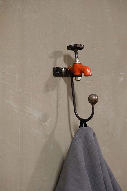Trademark Living Bertram knage med fabrikslook