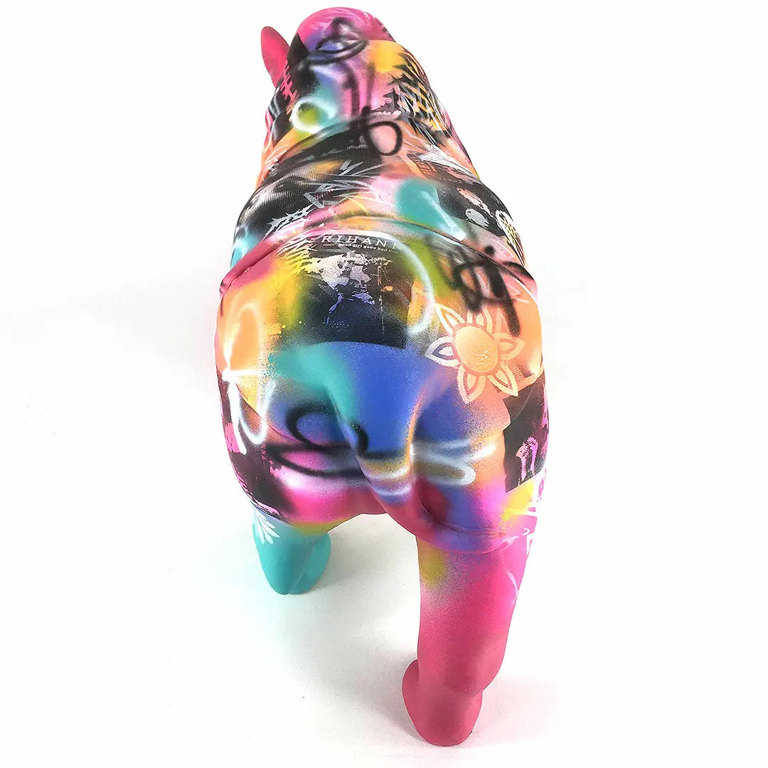 RINO- Håndmalet kunstfigur - 60 cm x 20 cm x 28 cm - RIHANNA