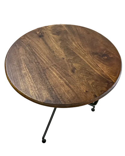 Foldebord med træbordplade