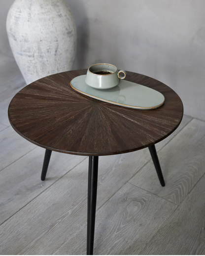 Sidebord af genanvendt Teaktræ