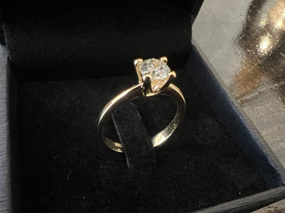 18K Yellow Gold Solitaire Ring Brillant ct. 0,55