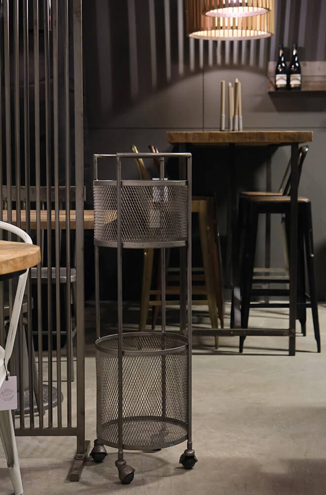 Trademark Living Madison barvogn på hjul