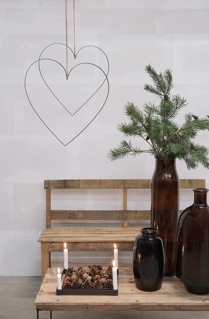 Trademark Living Hjerte med læderstrop - L