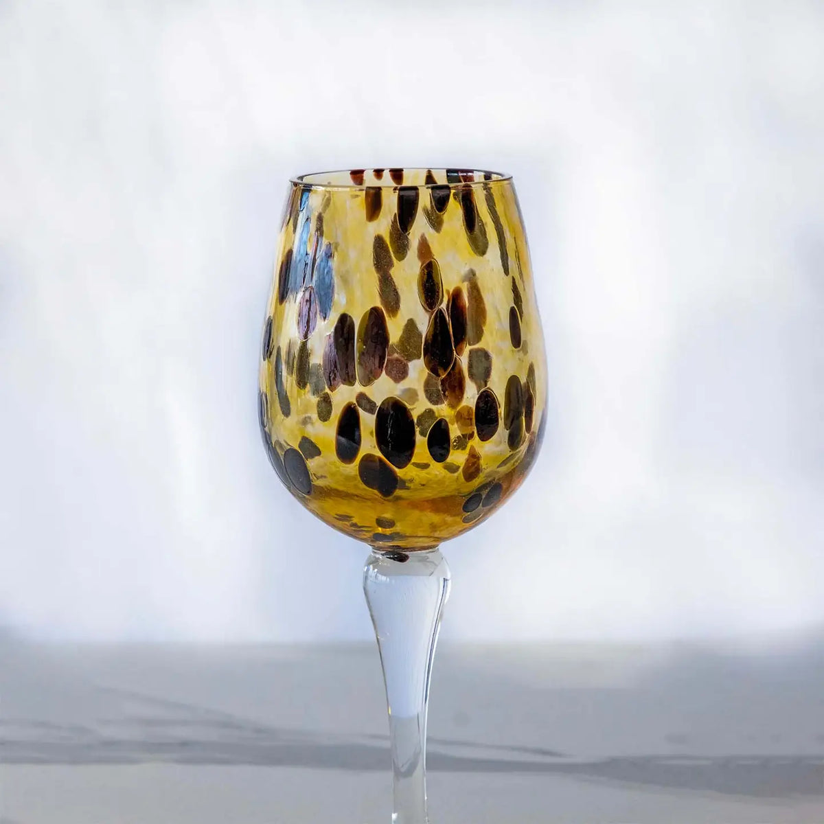 Bicchiere da vino - fra Animalier-kollektionen med transparent Murano-fod - H 24 cm.