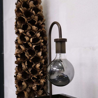 Bordlampe i jern