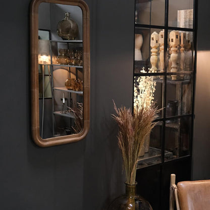 Spejl med læderramme