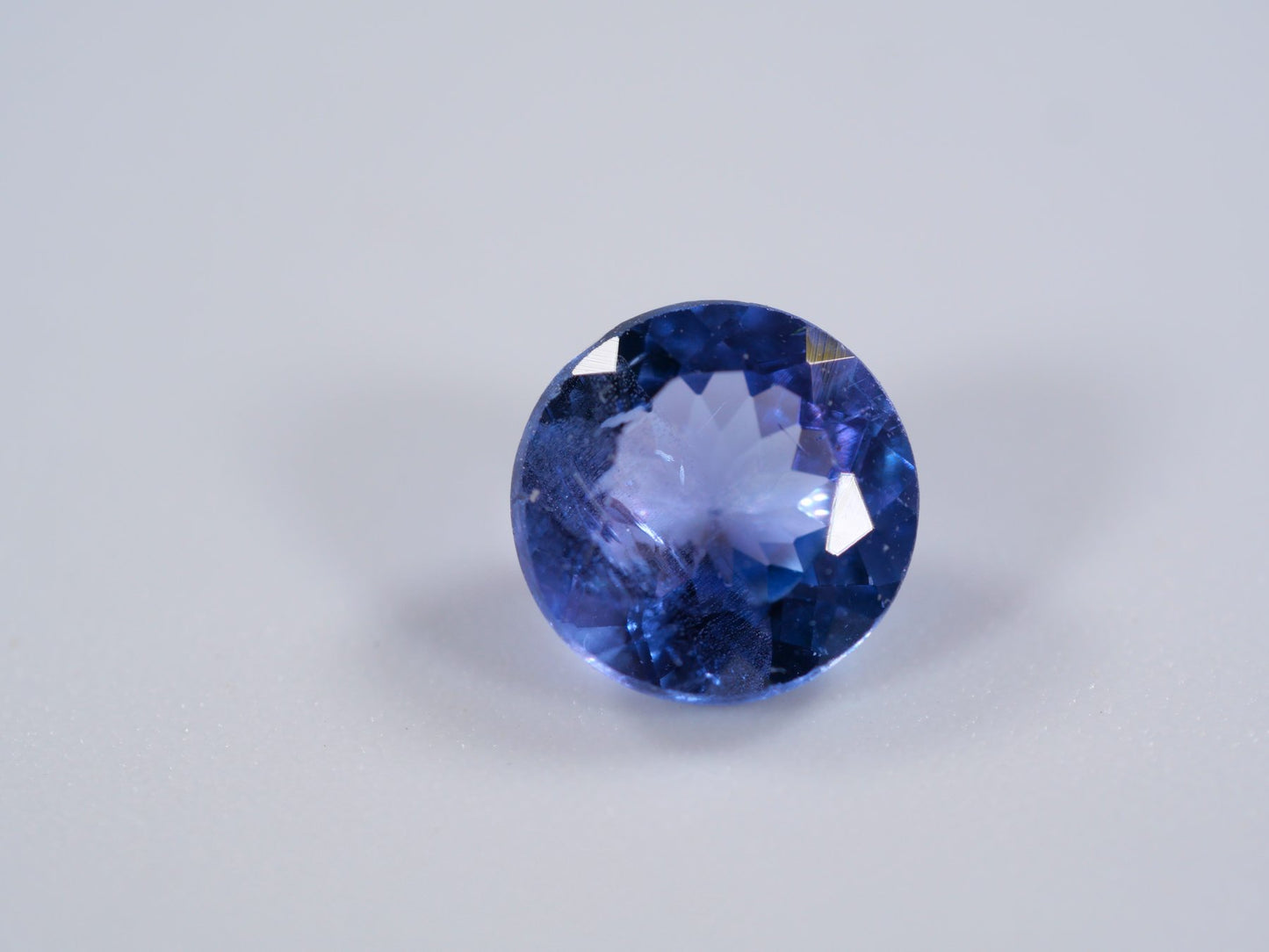 NATURLIG TANZANITE 0,79 ct